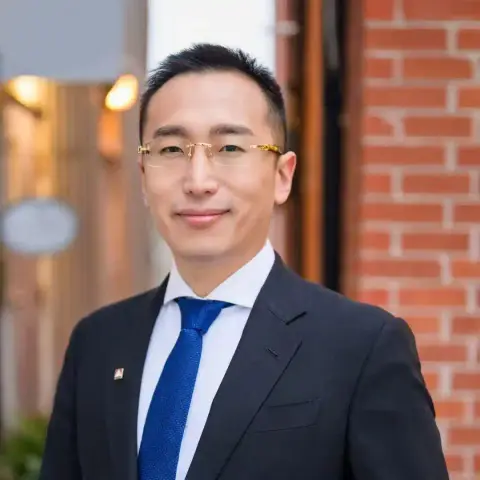 Arthur Zhao, VP